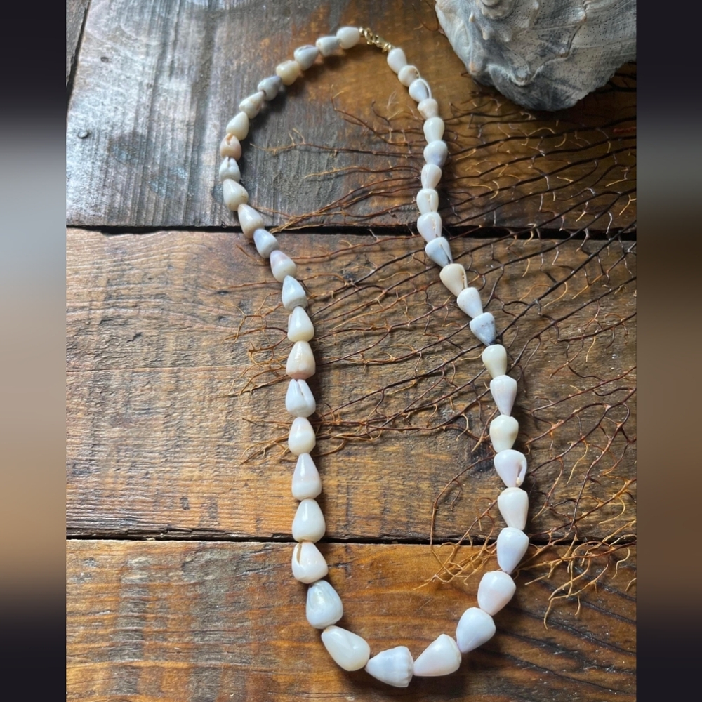 Elegant Hawaii Cone Shell Lei Necklace 18" + Gold Filled
